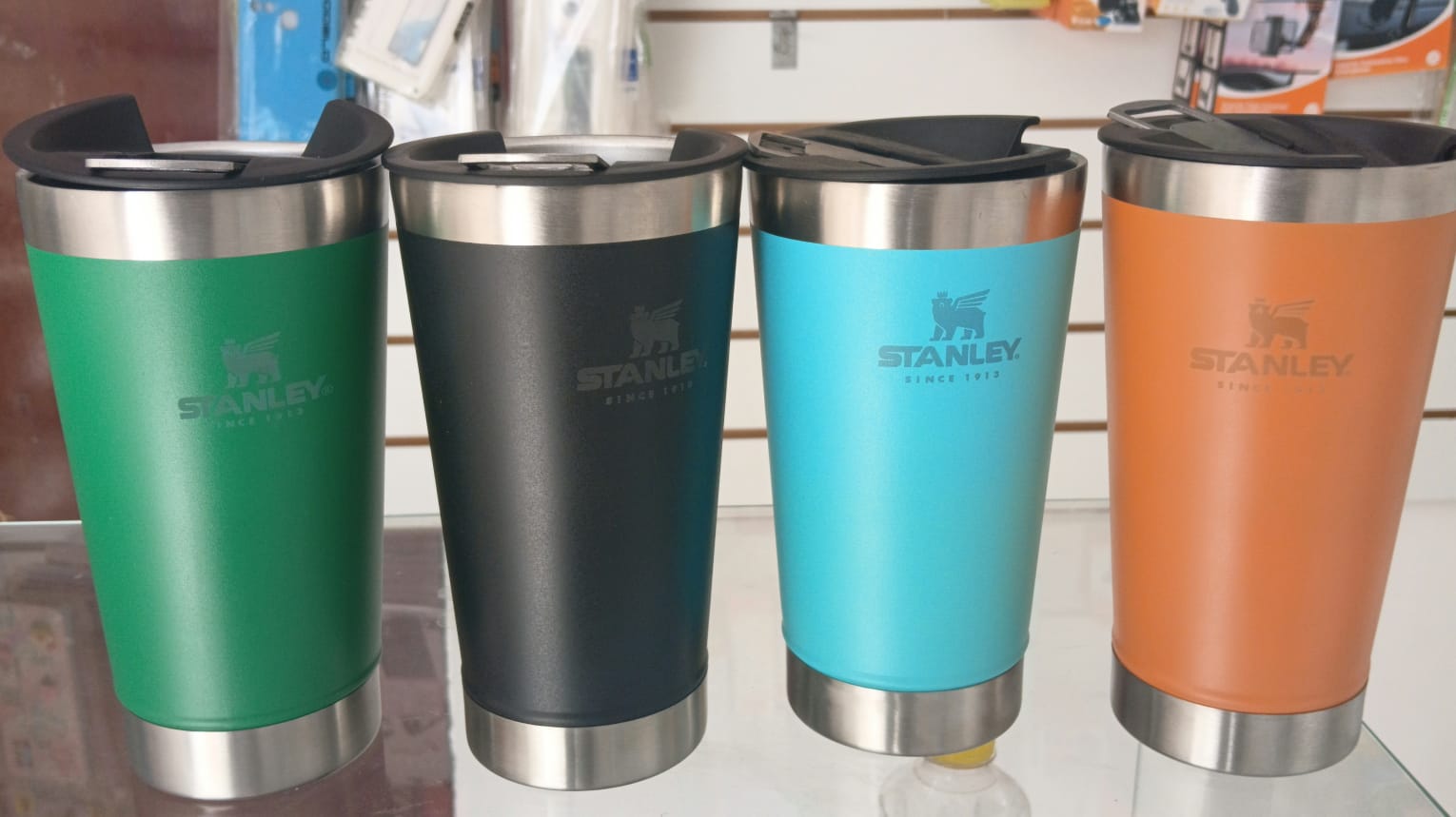 Copo Térmico em Aço Inox com Tampa